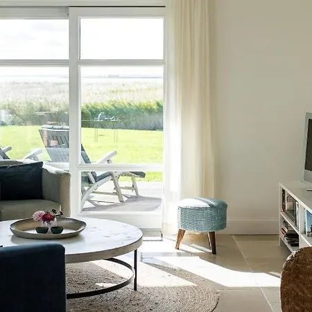 Hof Zeesenblick 01 Lägenhet