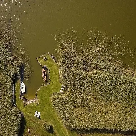 Hof Zeesenblick 01 Wustrow (Fischland)